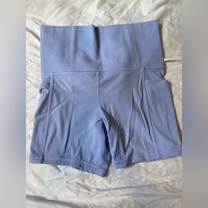 Athleta Salutation Stash Pocket Short 5” Size XS